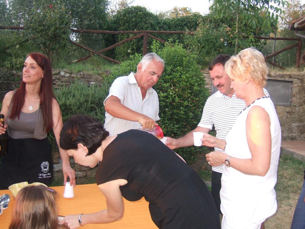 Agriturismo Relais Poggio Primo Borro Luaran gambar